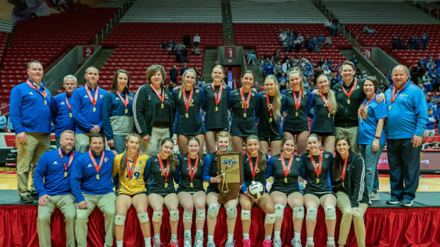 Hamilton Southeastern wins Indiana Class 4A volleyball championship